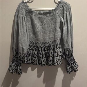 Storia Textured Gray Top